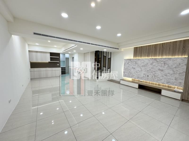 【豐禾】金陵路整新美透天A房屋室內格局與周邊環境