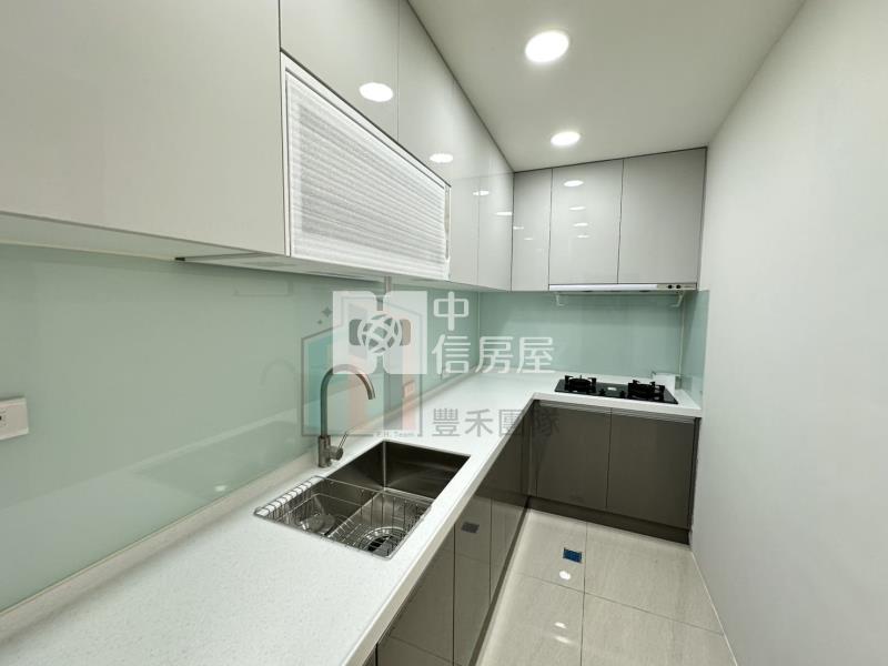 【豐禾】金陵路整新美透天B房屋室內格局與周邊環境