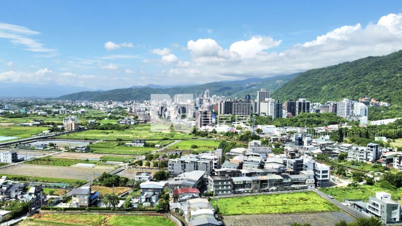 近甕窯雞礁溪山景便宜農舍房屋室內格局與周邊環境
