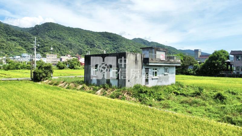 近甕窯雞礁溪山景便宜農舍房屋室內格局與周邊環境