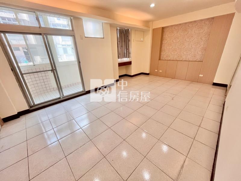 薪家坡3+1房低樓層美宅房屋室內格局與周邊環境