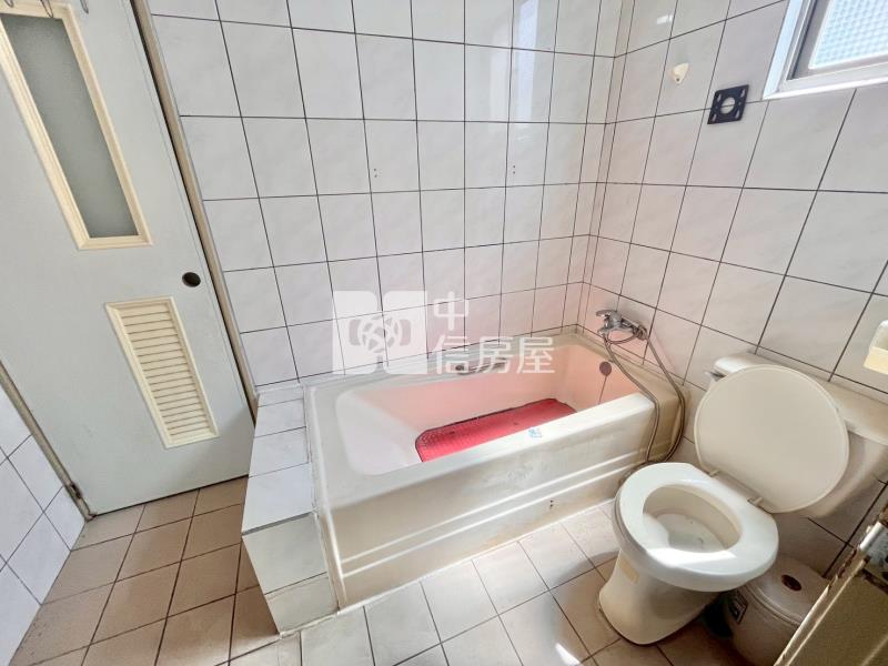 薪家坡3+1房低樓層美宅房屋室內格局與周邊環境