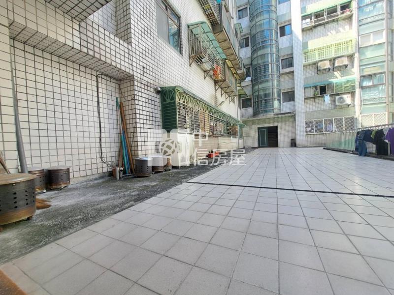 B218宜蘭市潘彼得社區華廈房屋室內格局與周邊環境