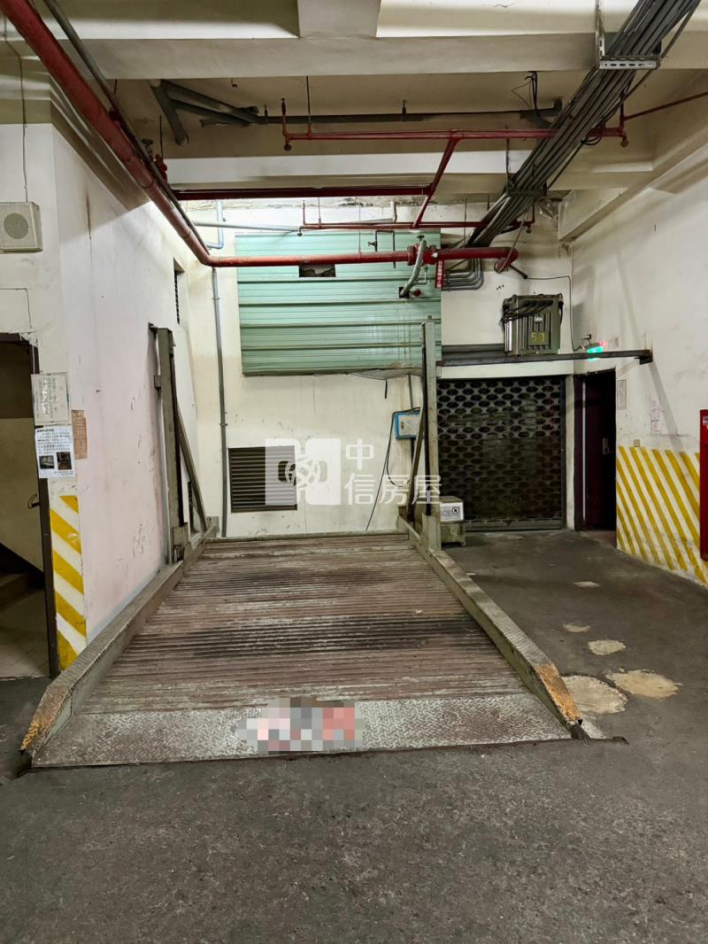 大雅大明國小旁室內整理三房車位房屋室內格局與周邊環境