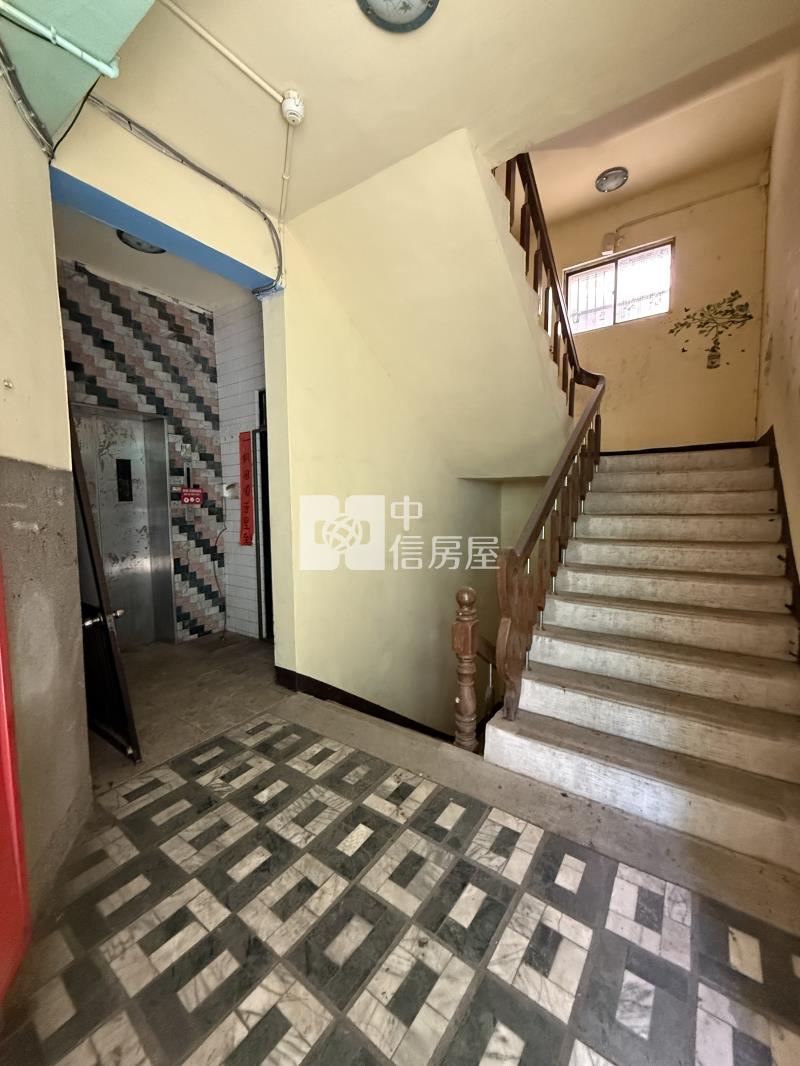 桃園市府旁稀有多套集合住宅房屋室內格局與周邊環境