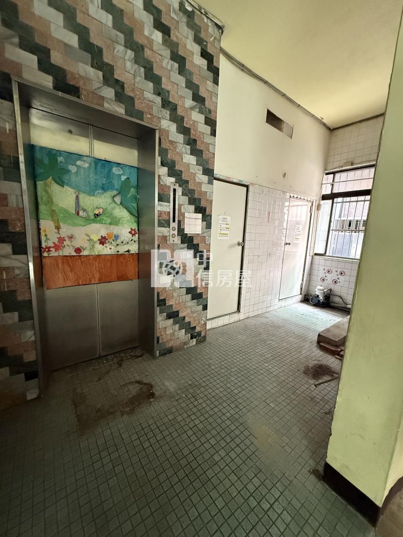 桃園市府旁稀有多套集合住宅房屋室內格局與周邊環境