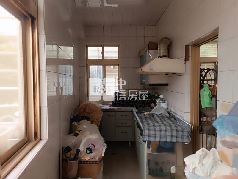 八德文昌邊間透天厝房屋室內格局與周邊環境