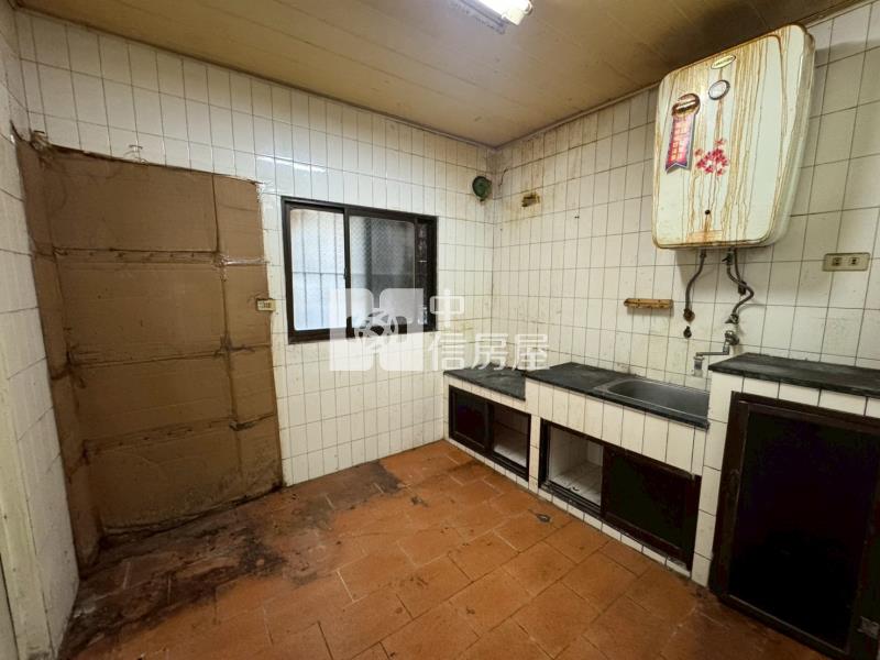 麻豆南勢這間一定要買透天房屋室內格局與周邊環境