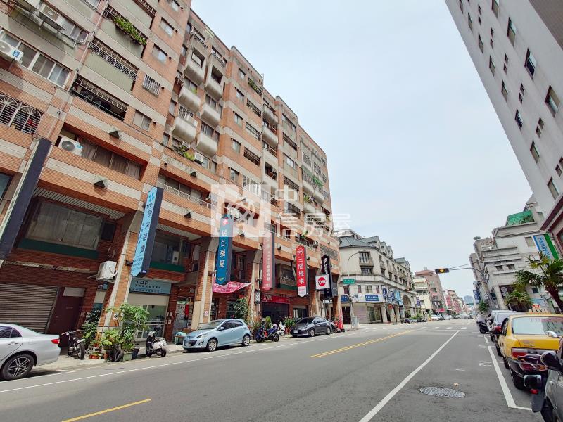 漢口商圈15米路金店房屋室內格局與周邊環境