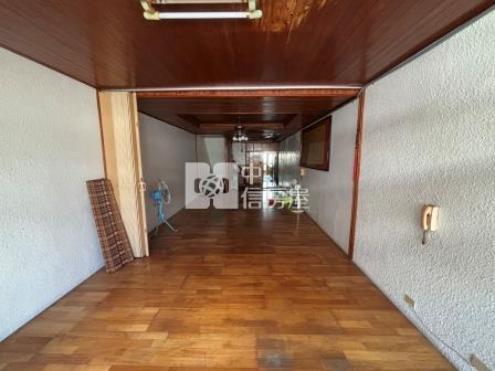 屏東房屋-華山街10米路透天房屋室內格局與周邊環境