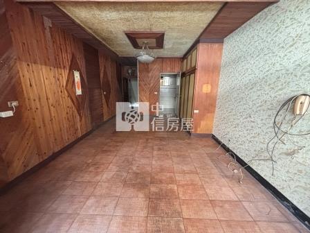 屏東房屋-華山街10米路透天房屋室內格局與周邊環境