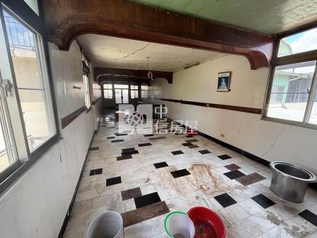 屏東房屋-華山街10米路透天房屋室內格局與周邊環境