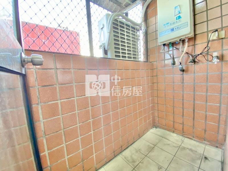教育大學旁次頂樓大兩房美廈房屋室內格局與周邊環境