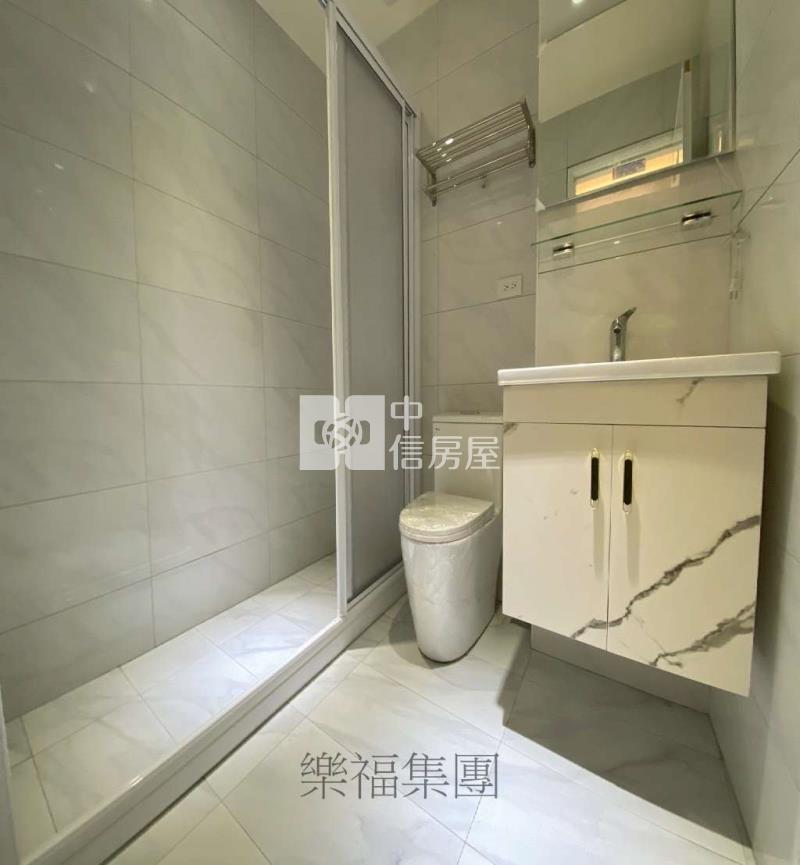 近澄清醫院塗城商圈全新整理美透天房屋室內格局與周邊環境