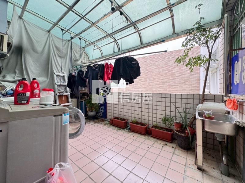 中山北1店面7套房優質店住透天房屋室內格局與周邊環境
