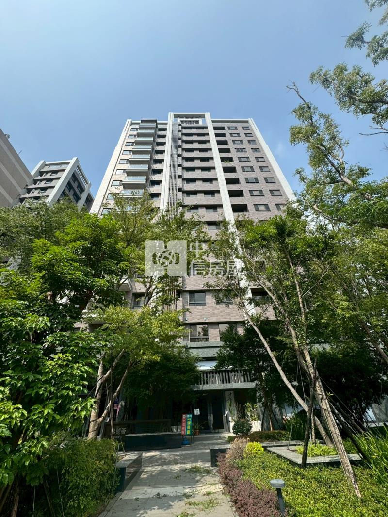 北屯11期輕屋齡三房平車高樓層精裝戶房屋室內格局與周邊環境