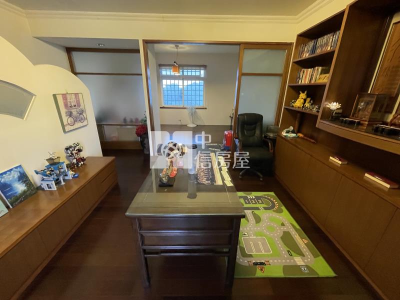 透天雙學區大地坪別墅房屋室內格局與周邊環境