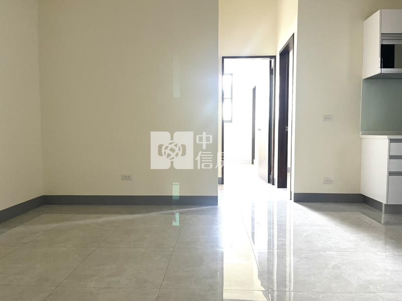 屏東公園全新華廈房屋室內格局與周邊環境