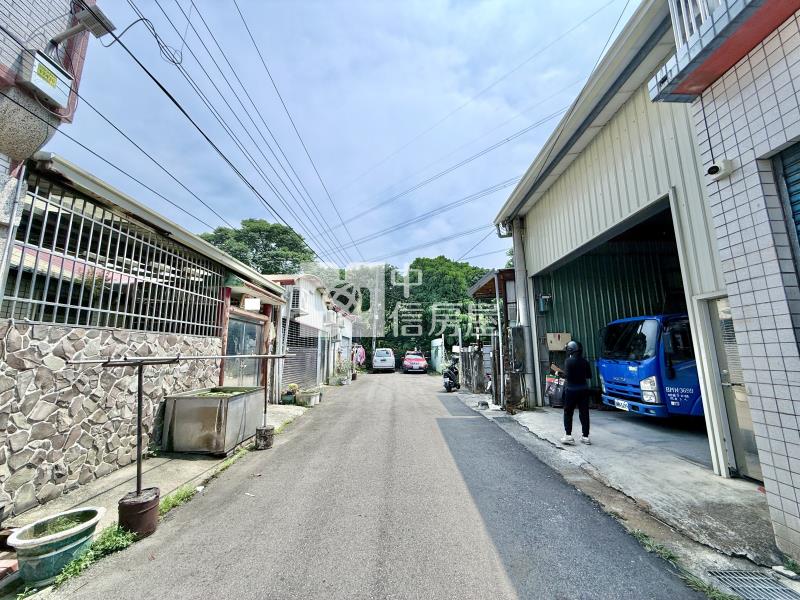 大里工業區旁大地坪買地送屋平房房屋室內格局與周邊環境