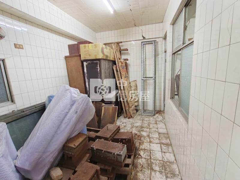 開元大橋商圈1F有車庫樓店房屋室內格局與周邊環境