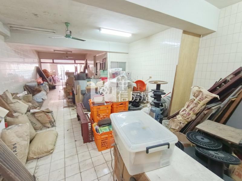 開元大橋商圈1F有車庫樓店房屋室內格局與周邊環境