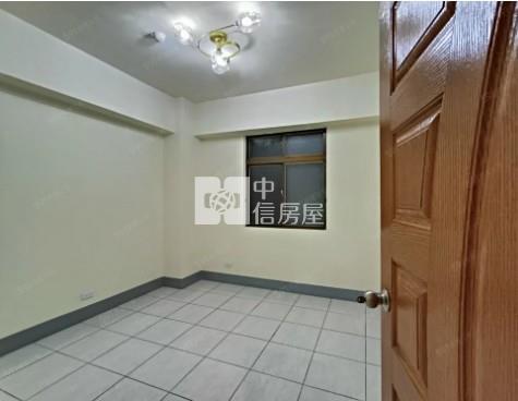 華勛市場電梯三房房屋室內格局與周邊環境