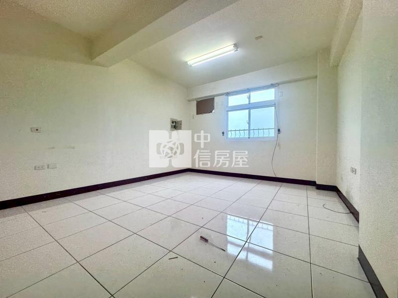 斗南新庄輕屋齡別墅房屋室內格局與周邊環境
