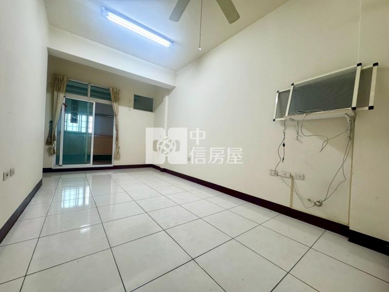 斗南新庄輕屋齡別墅房屋室內格局與周邊環境