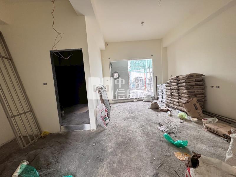 商60旁全新輕奢電梯別墅房屋室內格局與周邊環境