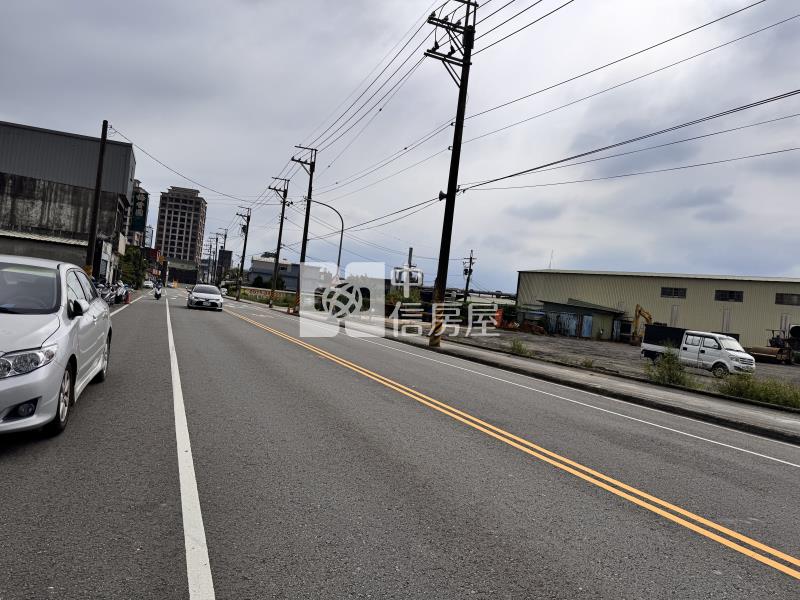 平鎮近新光路方正都內農房屋室內格局與周邊環境