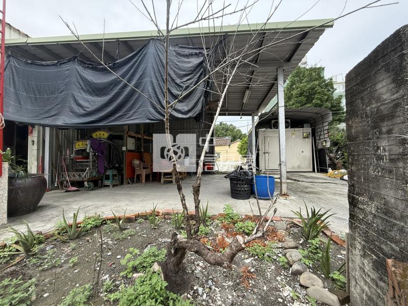 里港正鬧區小建地房屋室內格局與周邊環境