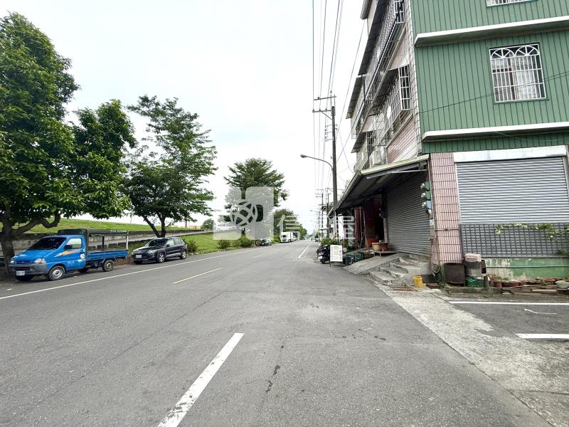 里港正鬧區小建地房屋室內格局與周邊環境