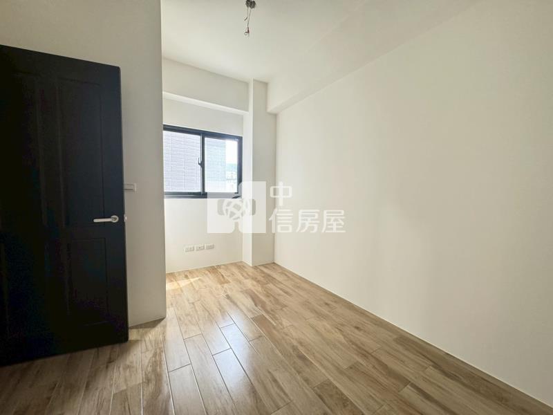 十期三字頭全新電梯別墅A房屋室內格局與周邊環境