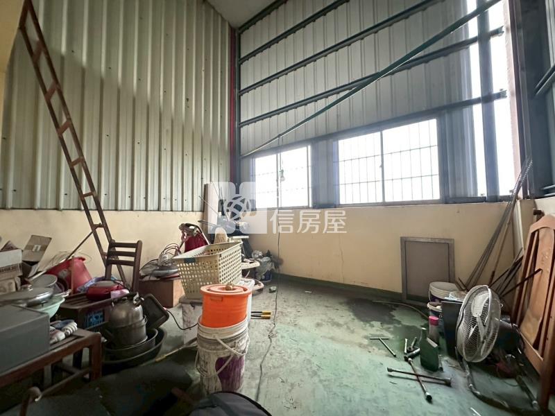 霧峰急售便宜車庫別墅房屋室內格局與周邊環境