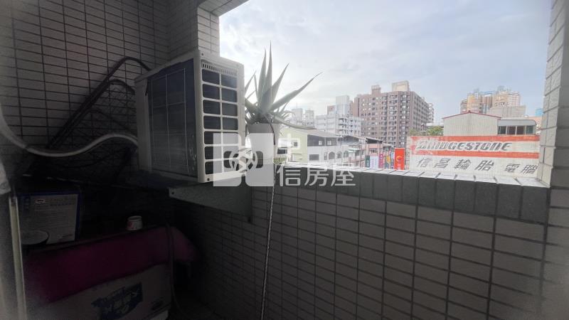 美術綠園道首排｜三面採光三房平車房屋室內格局與周邊環境