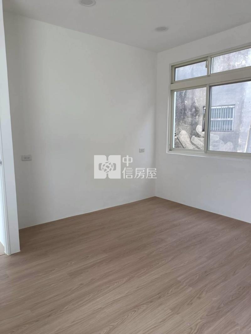 近龍岡商圈整新透天屋房屋室內格局與周邊環境