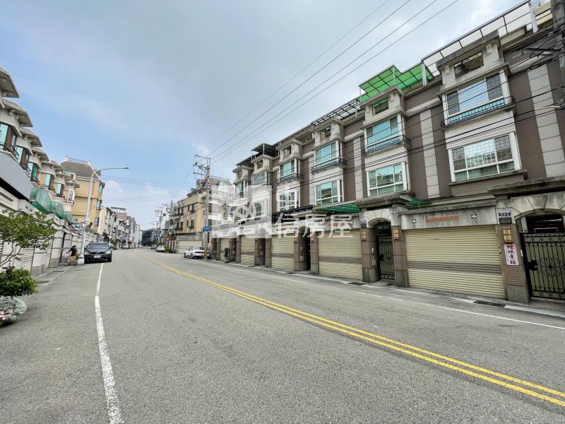 潭子矽品震後12米路別墅房屋室內格局與周邊環境