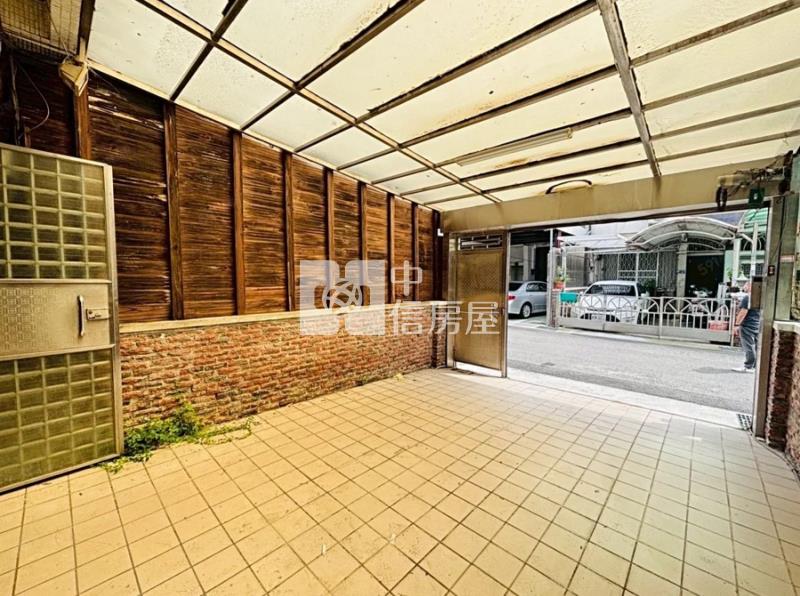 近崇德商圈車庫孝親別墅房屋室內格局與周邊環境
