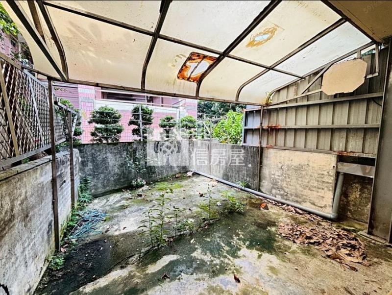 近崇德商圈車庫孝親別墅房屋室內格局與周邊環境