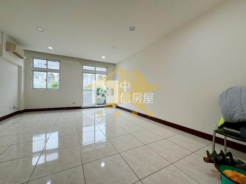 【星鑽】冠鼎建設前庭後院5房透天別墅+雙車位房屋室內格局與周邊環境