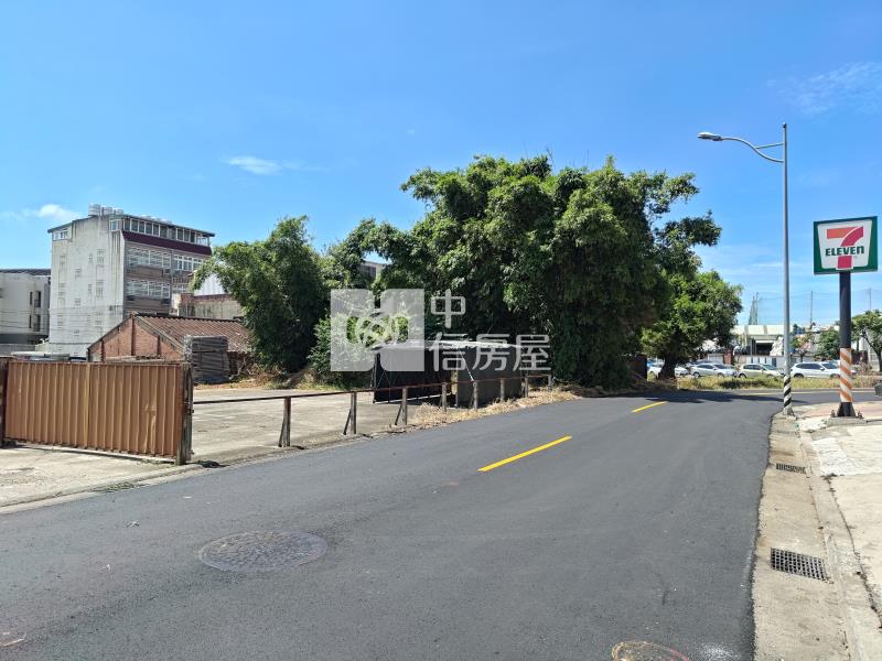 近台積電竹南科學園區雙面路角地房屋室內格局與周邊環境