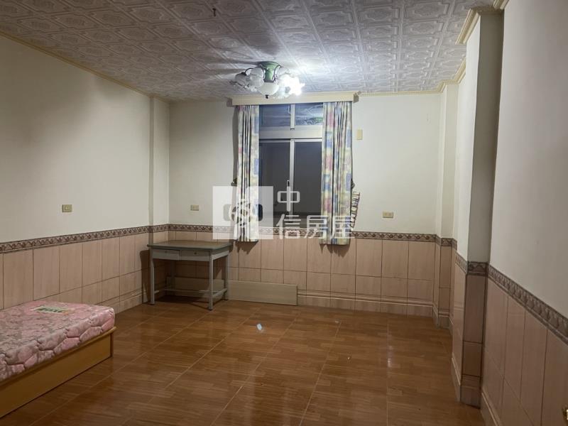 ㊣市區大地坪4車庫透天房屋室內格局與周邊環境