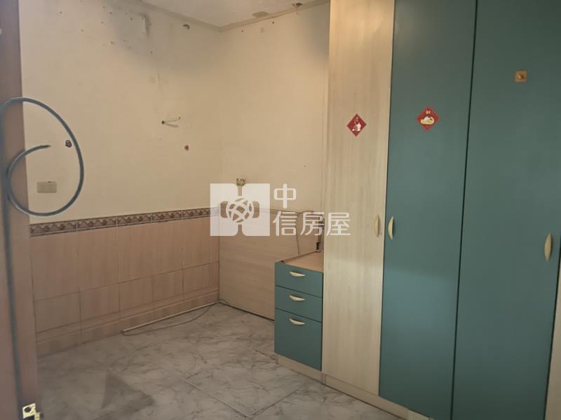 ㊣市區大地坪4車庫透天房屋室內格局與周邊環境