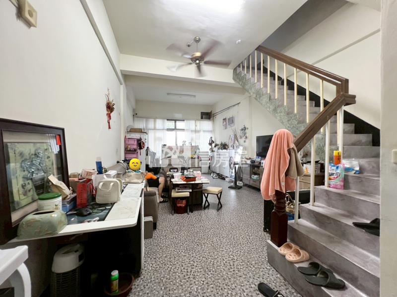 草屯國小旁店面房屋室內格局與周邊環境
