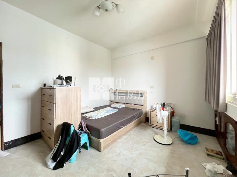 草屯國小旁店面房屋室內格局與周邊環境