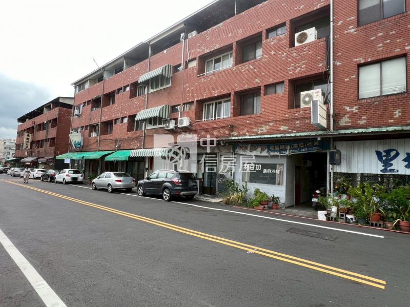 草屯國小旁店面房屋室內格局與周邊環境