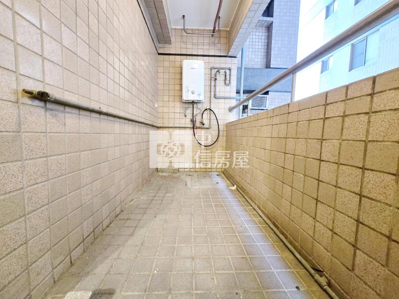 美麗殿全新整理四房車位房屋室內格局與周邊環境