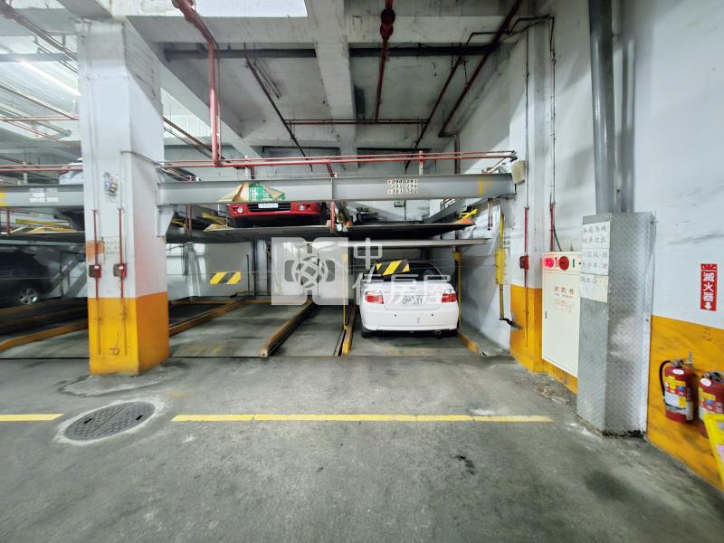 美麗殿全新整理四房車位房屋室內格局與周邊環境