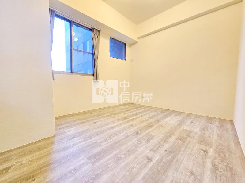 美麗殿全新整理四房車位房屋室內格局與周邊環境