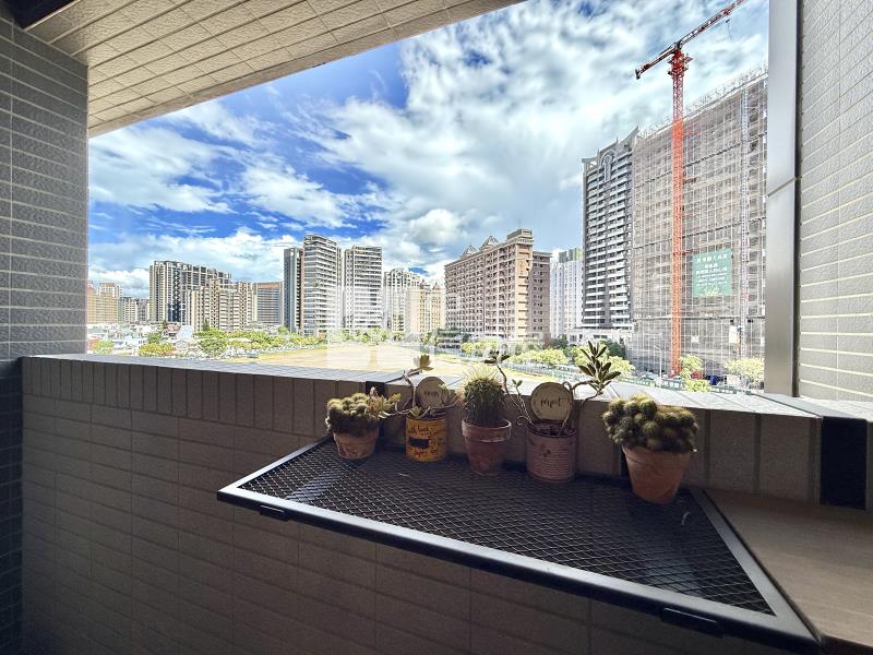 【神馬】(專任)青埔A19美術館精美裝潢2房車房屋室內格局與周邊環境